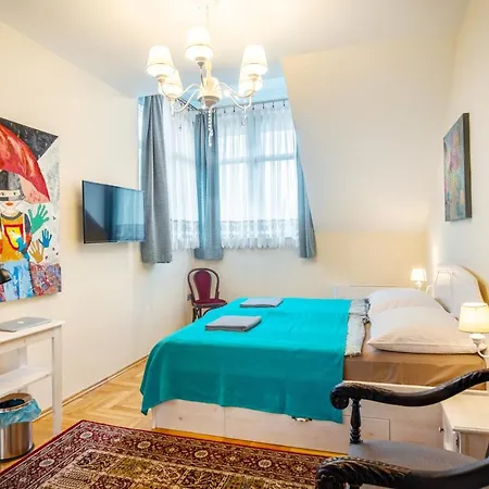 Bed & Breakfast Kiss-henezi Keszthely
