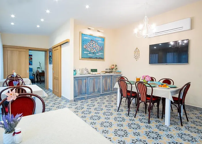 Kiss-henezi B&B